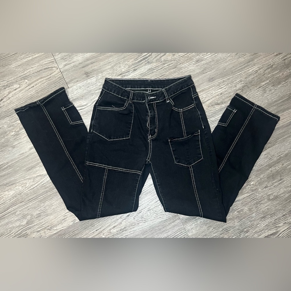 beautiful black jeans with spectacular design size L